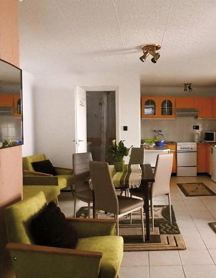 Hotel Haus Gizella à Harkány Extérieur photo